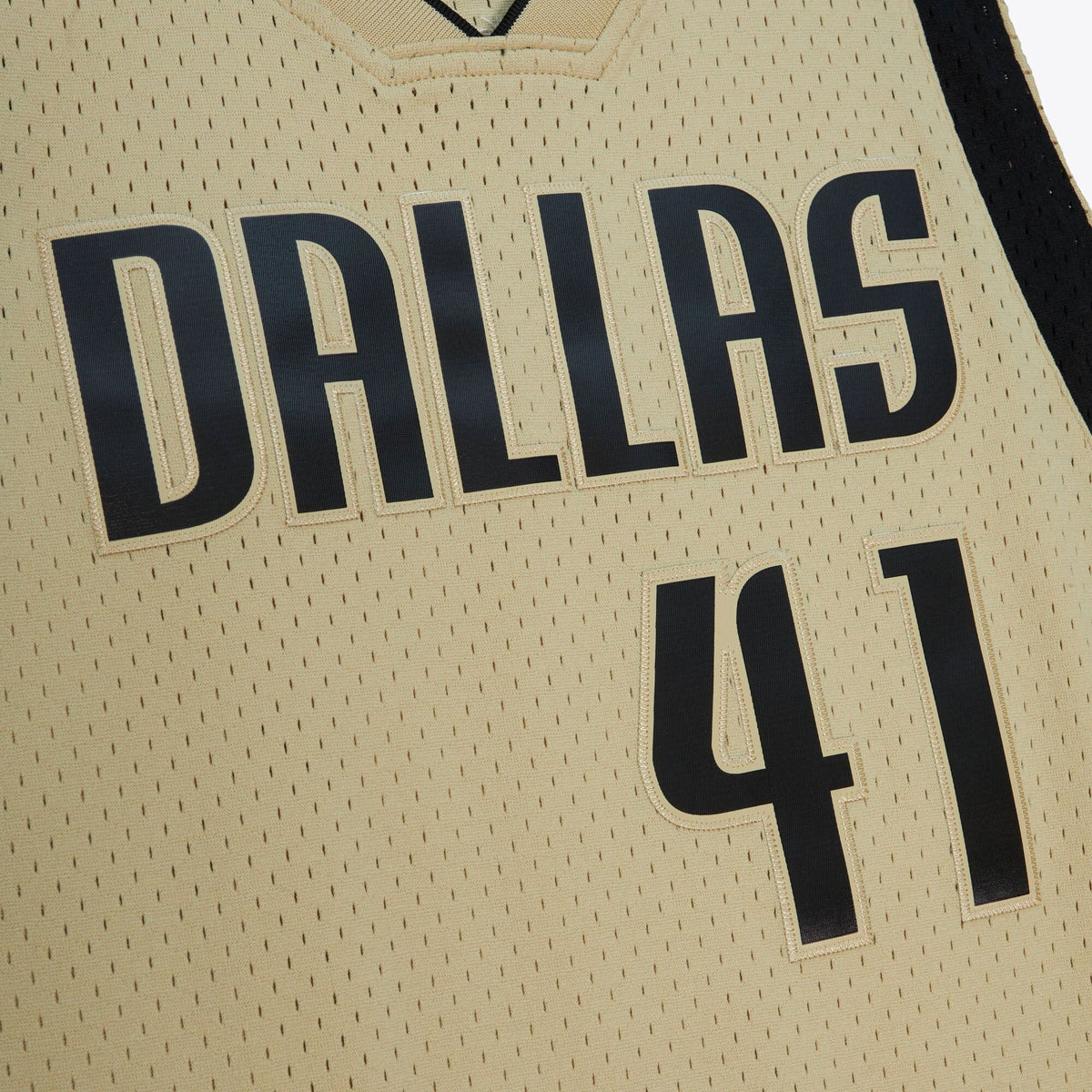 Dallas Mavericks Dirk Nowitzki 2010 Swingman Jersey - Khaki