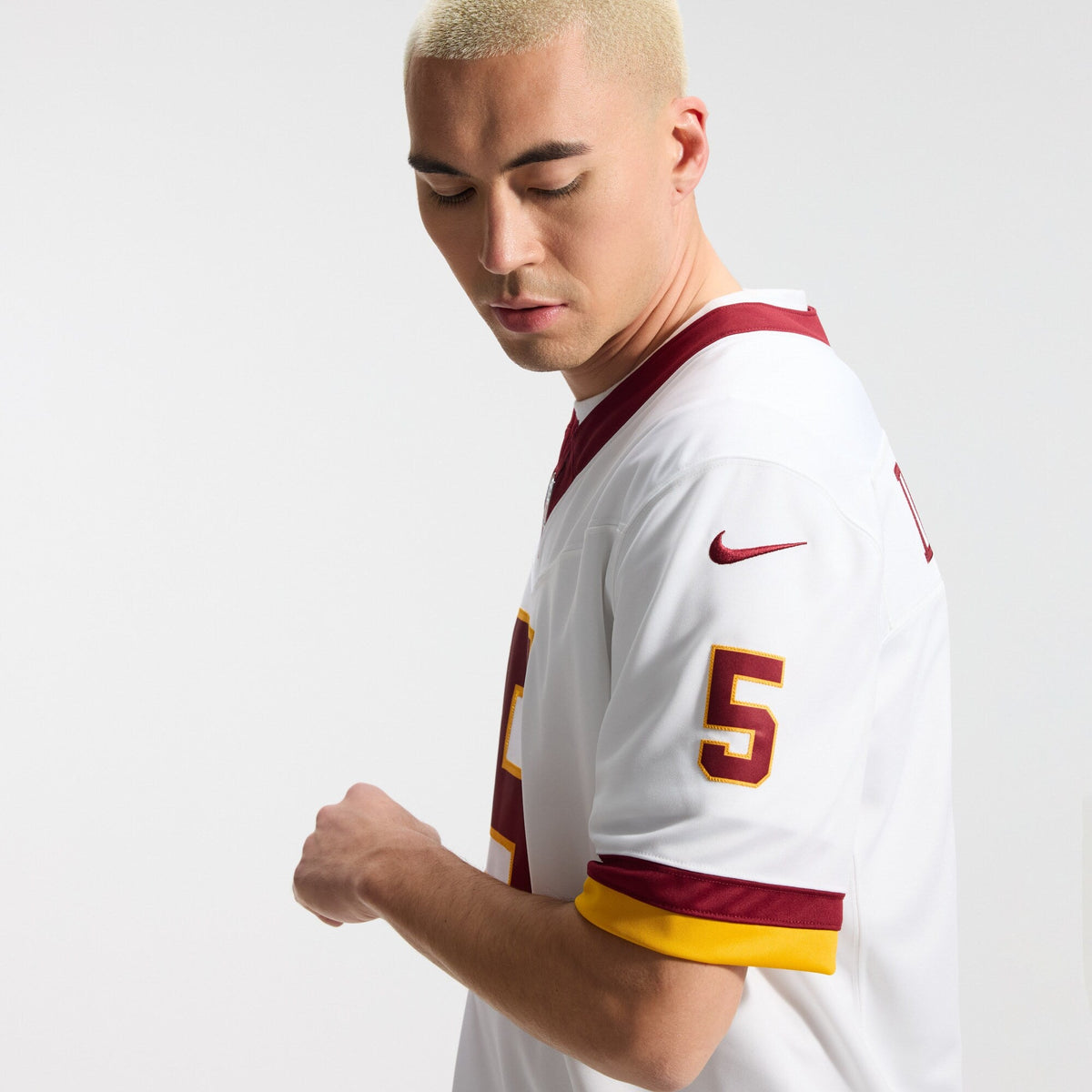 Washington Commanders Jayden Daniels White Vapor F.U.S.E. Stitched Limited Jersey
